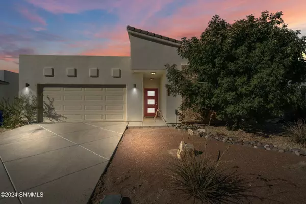 3925 Agua De Vida DR, Las Cruces, NM 88012
