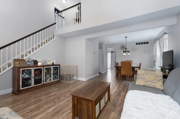 218 Carol Lane, Bolingbrook, IL 60440