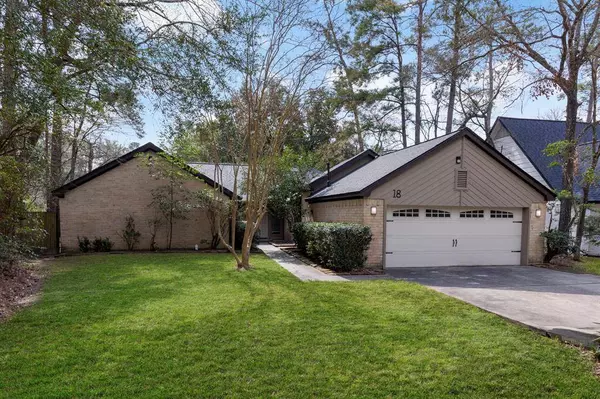 18 Rosedale Brook CT, The Woodlands, TX 77381
