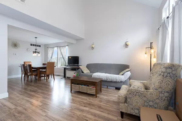 218 Carol Lane, Bolingbrook, IL 60440