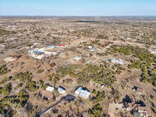 6558 N US Highway 87, Fredericksburg, TX 78624