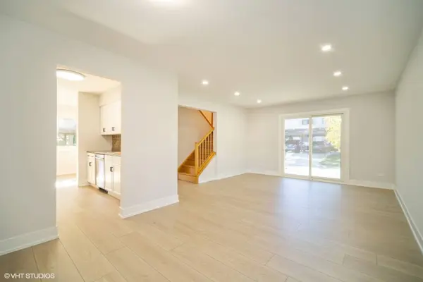 1672 OTTAWA Court, Wheeling, IL 60090