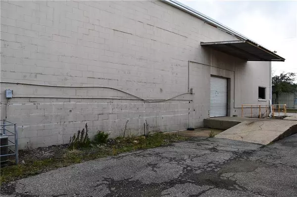 1047 Sledge DR, Mobile, AL 36606