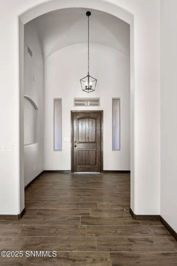 2317 Flintstone LOOP, Las Cruces, NM 88012