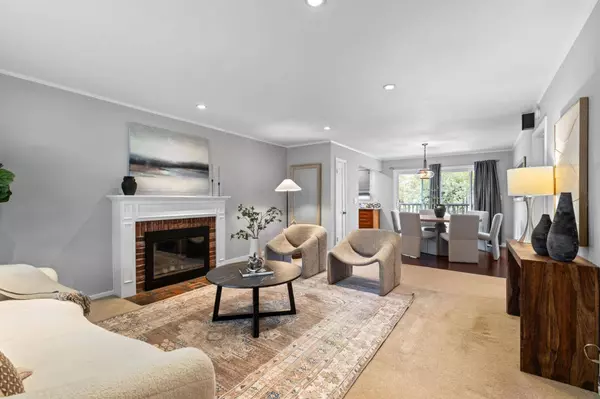 15 Cambridge ST, San Carlos, CA 94070