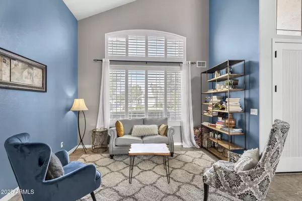 1923 E DRAKE Drive, Tempe, AZ 85283