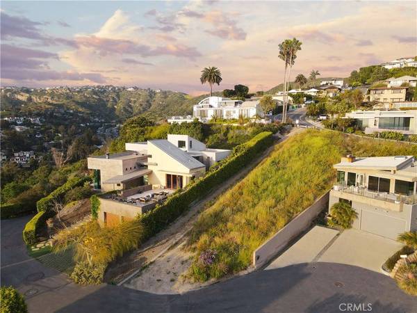 1151 Summit PL, Laguna Beach, CA 92651
