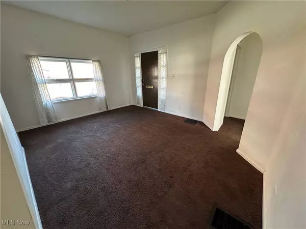 1815 S Freedom AVE, Alliance, OH 44601