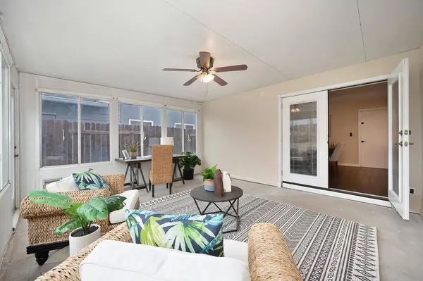 3030 Rosemont DR, Sacramento, CA 95826