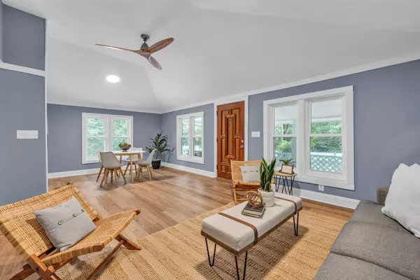 5000 Sawyer RD, Signal Mountain, TN 37377