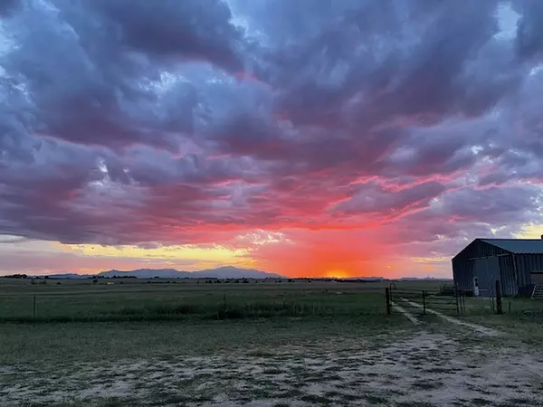 2550 Slocum Rd, Peyton, CO 80831-Barn and Sunset