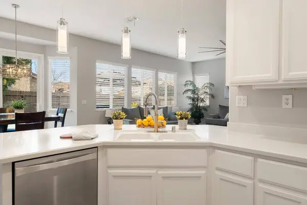 2225 Sebastian WAY, Roseville, CA 95661