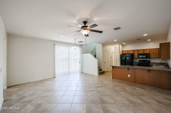 2260 S DEERFIELD Lane, Gilbert, AZ 85295