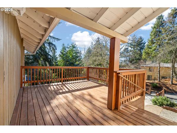 1920 NW 110TH CT, Portland, OR 97229