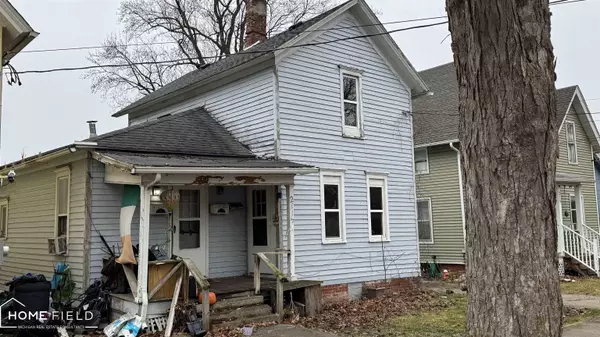 211 N Lansing Street, Owosso, MI 48867