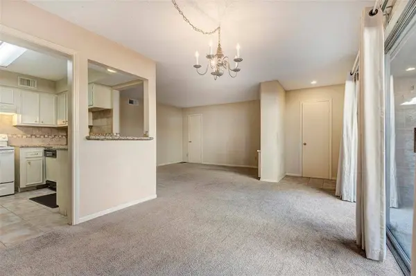 2574 Marilee LN #37, Houston, TX 77057