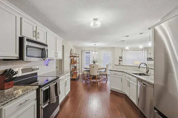 304 Autumn Breeze Drive, Wylie, TX 75098