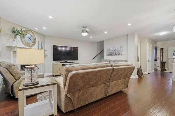 304 Autumn Breeze Drive, Wylie, TX 75098