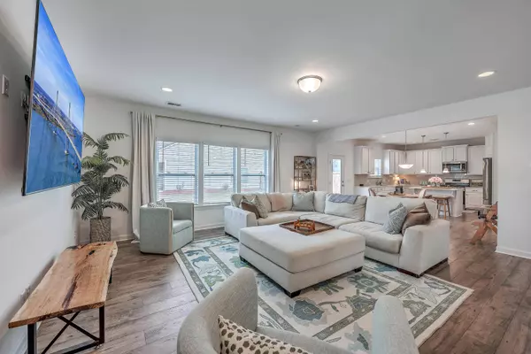 428 Avocet Dr, Summerville, SC 29486