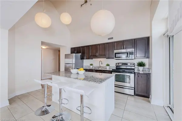 776 Laurelwood Drive #701, Waterloo, ON N2V 0A8