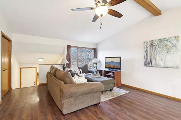 310 E Parkview Street #A, Cottage Grove, WI 53527