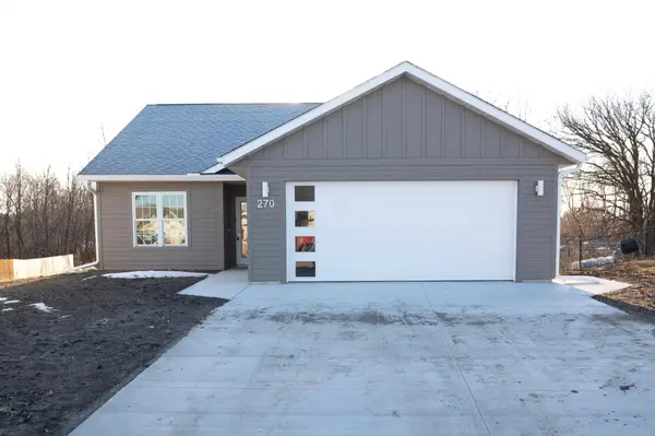 270 Paradise PL, Howard Lake, MN 55349