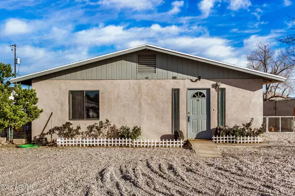 330 W Northern Avenue, Coolidge, AZ 85128