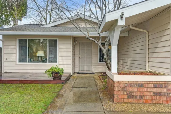 3030 Rosemont DR, Sacramento, CA 95826