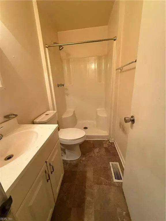 5238 Richard RD, Virginia Beach, VA 23462