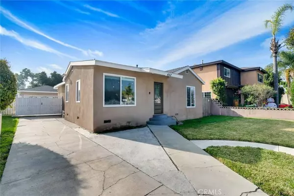 462 W School St, Compton, CA 90220-2018