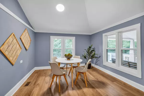 5000 Sawyer RD, Signal Mountain, TN 37377