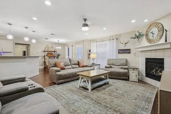 304 Autumn Breeze Drive, Wylie, TX 75098