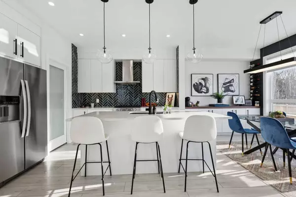 7825 Spring Willow DR SW #37, Calgary, AB T3H 6C9