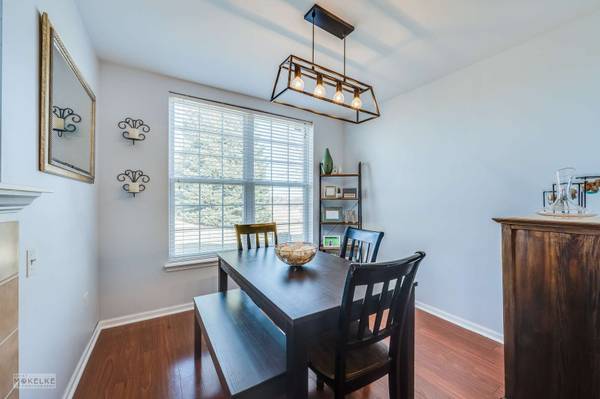 26 Rolling Oaks RD, Sugar Grove, IL 60554