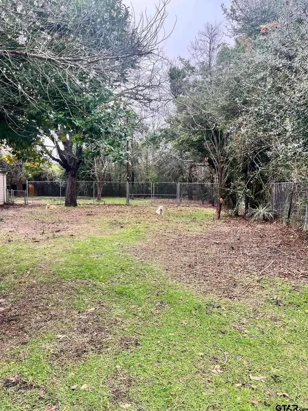 909 Crosby St, Tyler, TX 75701