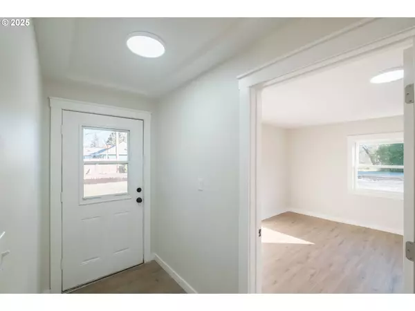 11363 BRANCH LN, Stayton, OR 97383