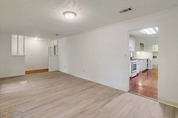 406 Bay Park Drive, Brandon, MS 39047