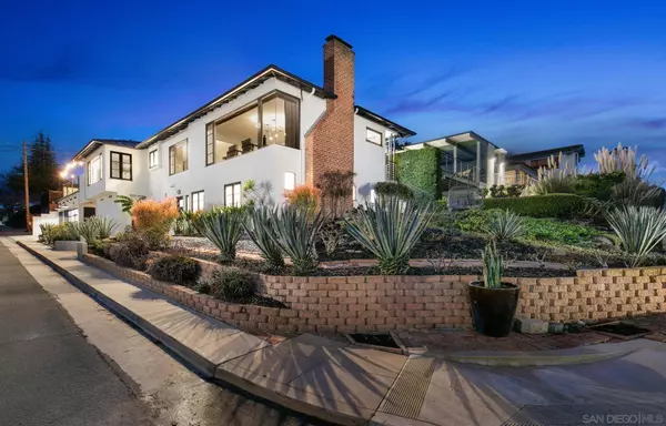 3301 Trumbull St, San Diego, CA 92106