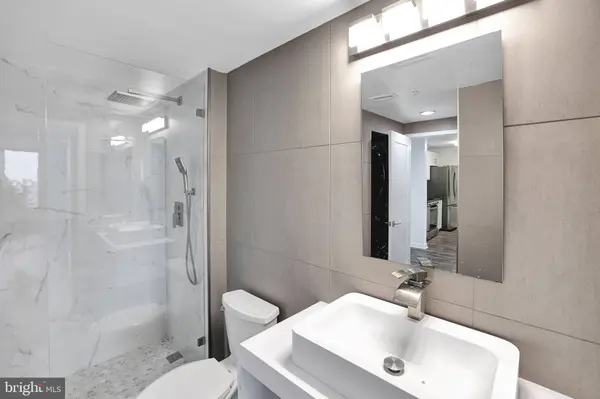 2726 GALLOWS RD #1515, Vienna, VA 22180