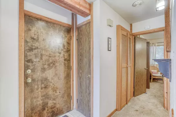 40804 Oakwoods LN #102, Shaver Lake, CA 93664