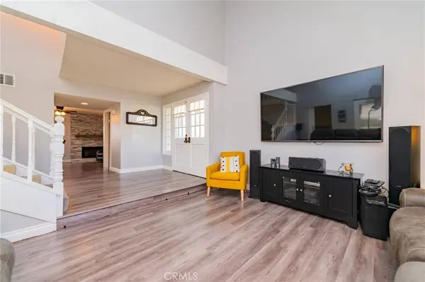 14 Woodspring #17, Irvine, CA 92604