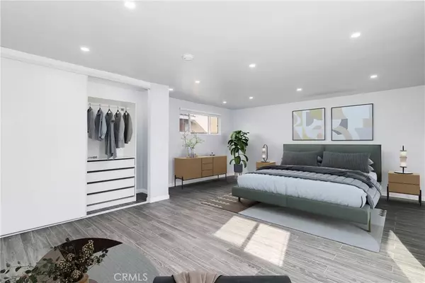 462 W School St, Compton, CA 90220-2018