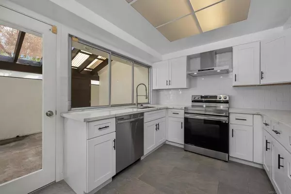 12180 Rancho Bernardo Rd, San Diego, CA 92128