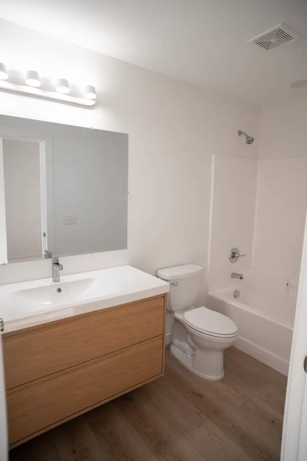 270 Paradise PL, Howard Lake, MN 55349