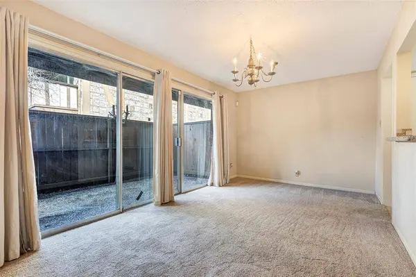 2574 Marilee LN #37, Houston, TX 77057