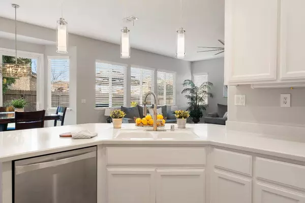 2225 Sebastian WAY, Roseville, CA 95661