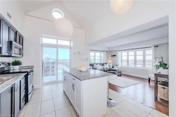 776 Laurelwood Drive #701, Waterloo, ON N2V 0A8