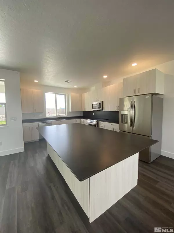 5950 Packsaddle, Winnemucca, NV 89445