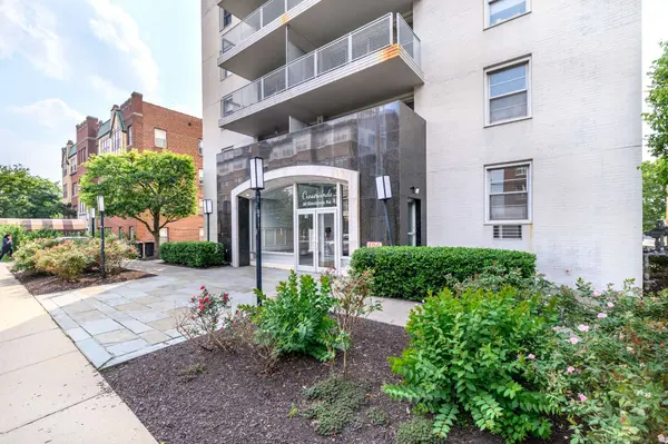 30 Glenbrook Road #APT 1C, Stamford, CT 06902