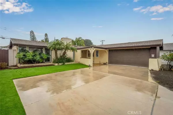 11422 Harrisburg RD, Los Alamitos, CA 90720